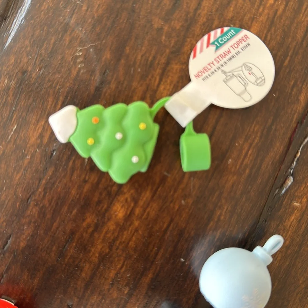 Novelty straw topper. Set of 6 Target Straw toppers.